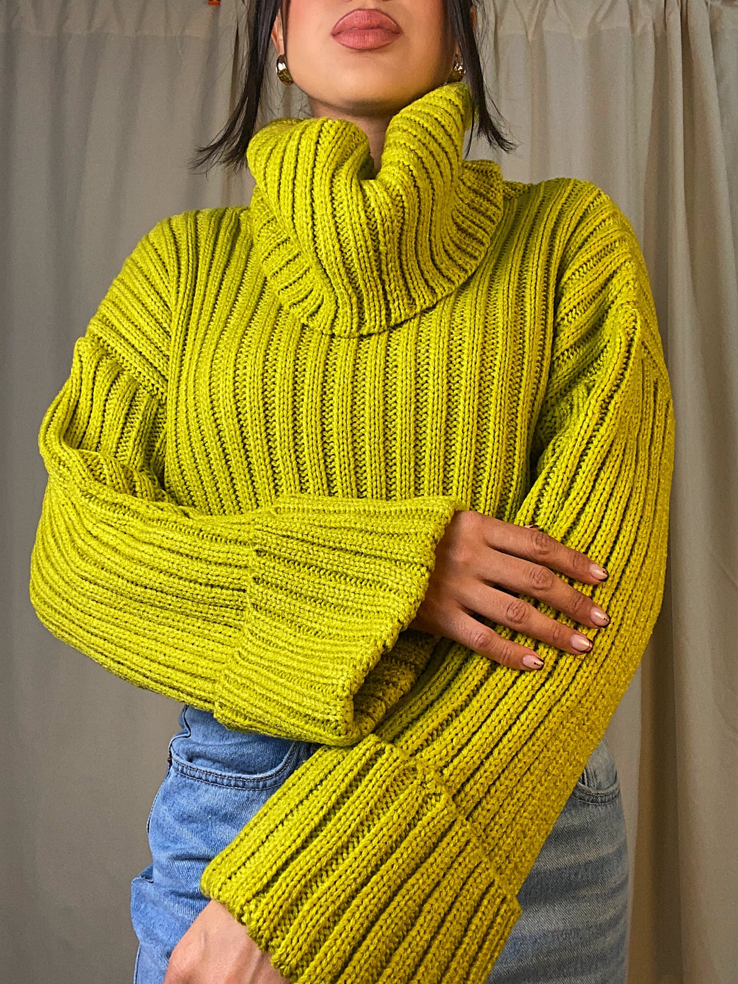 Sophia Crop Sweater (Kiwi)